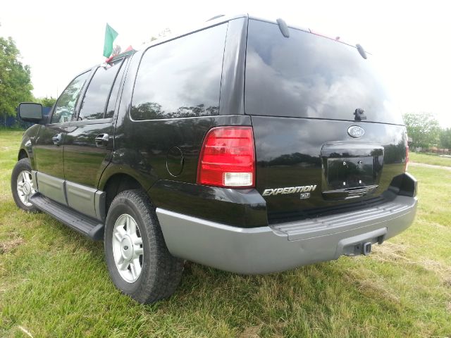 Ford Expedition 2004 photo 11