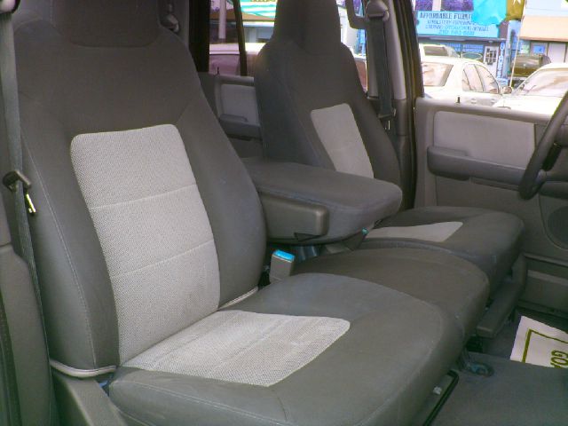 Ford Expedition 2004 photo 12