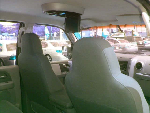 Ford Expedition 2004 photo 19