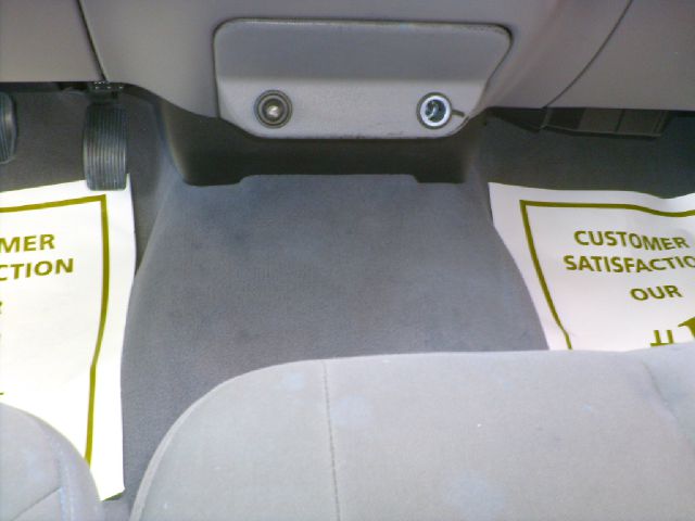 Ford Expedition 2004 photo 28