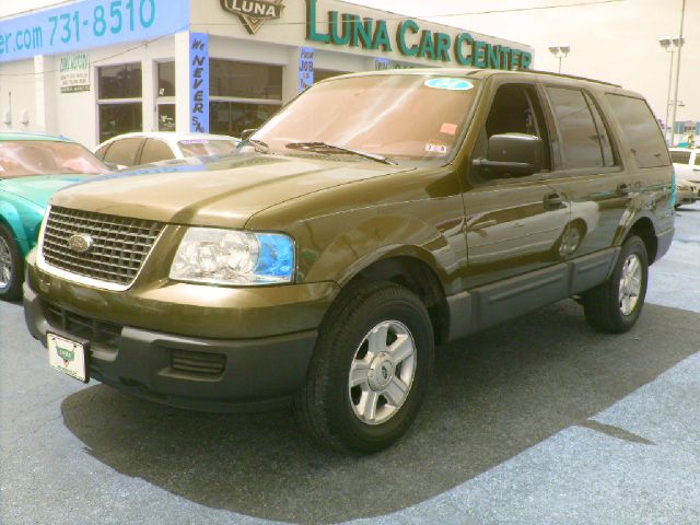 Ford Expedition 2004 photo 3