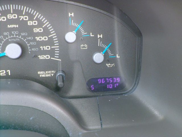 Ford Expedition 2004 photo 5