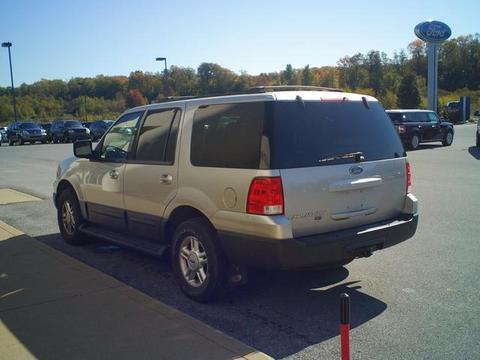 Ford Expedition 2004 photo 2