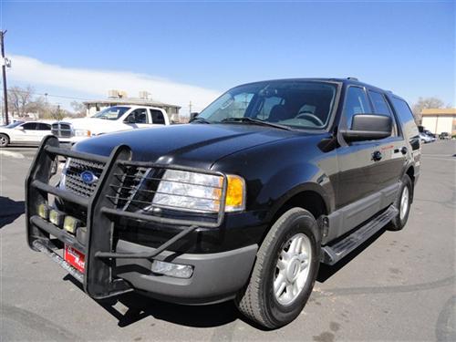Ford Expedition 2004 photo 2