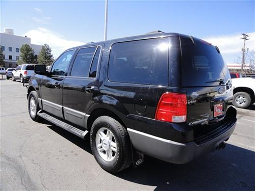 Ford Expedition 2004 photo 3