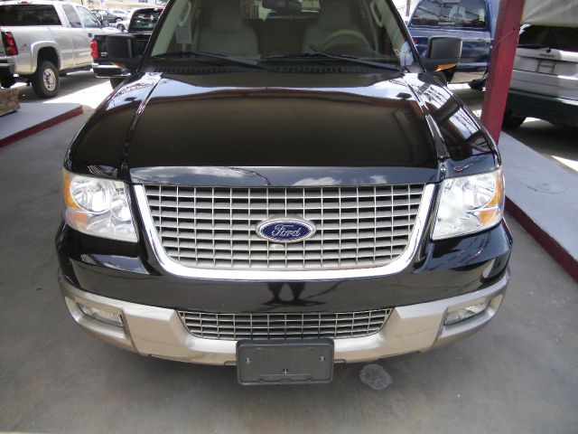 Ford Expedition 2dr HB Man Spec SUV