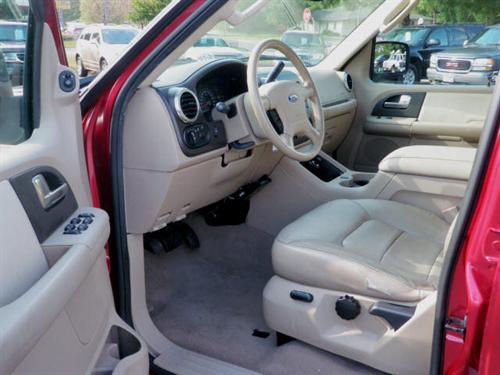 Ford Expedition 2004 photo 3