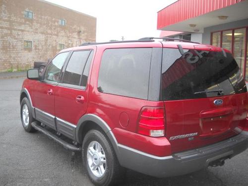 Ford Expedition 2004 photo 2