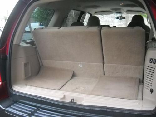 Ford Expedition 2004 photo 3