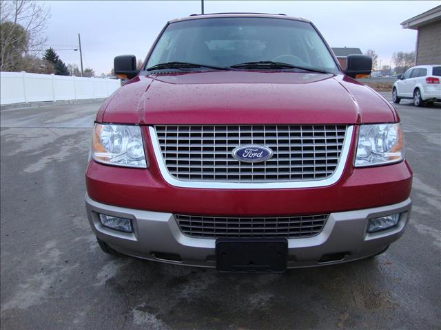 Ford Expedition 2004 photo 2