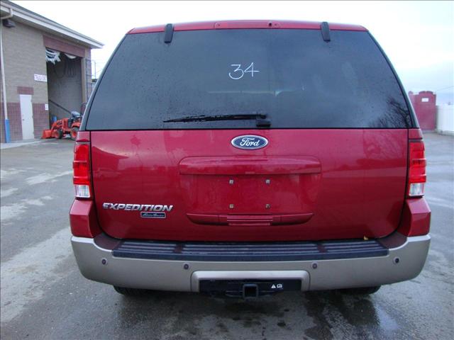 Ford Expedition 2004 photo 3