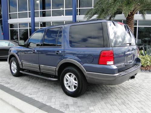 Ford Expedition 2004 photo 1
