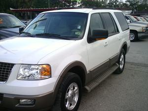 Ford Expedition 2004 photo 4