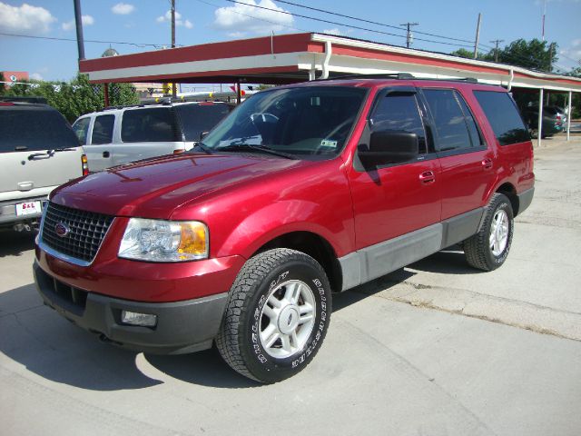 Ford Expedition MOON BOSE Quads SUV