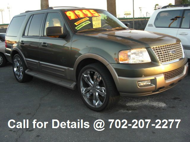 Ford Expedition 2004 photo 1