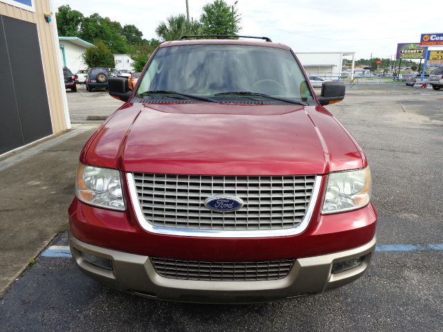 Ford Expedition 2004 photo 2