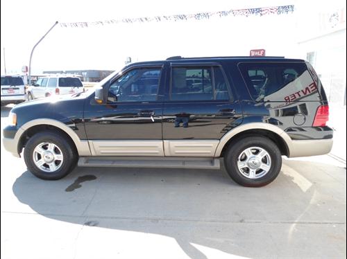 Ford Expedition 2004 photo 1