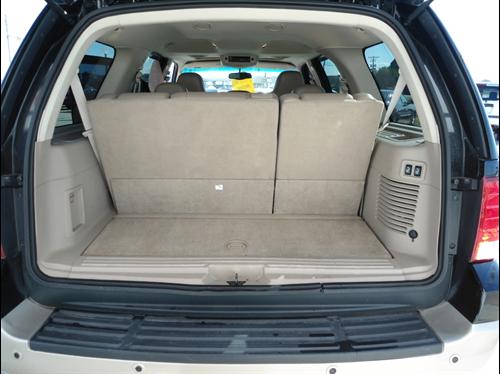 Ford Expedition 2004 photo 3