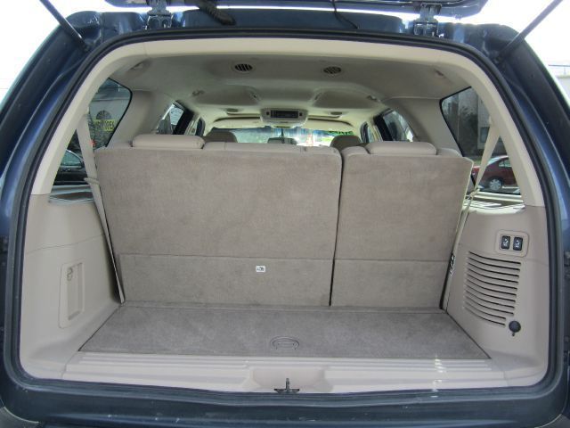 Ford Expedition EX-L 4WD AT SUV