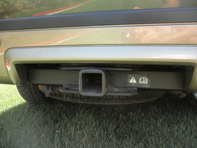 Ford Expedition 2004 photo 2