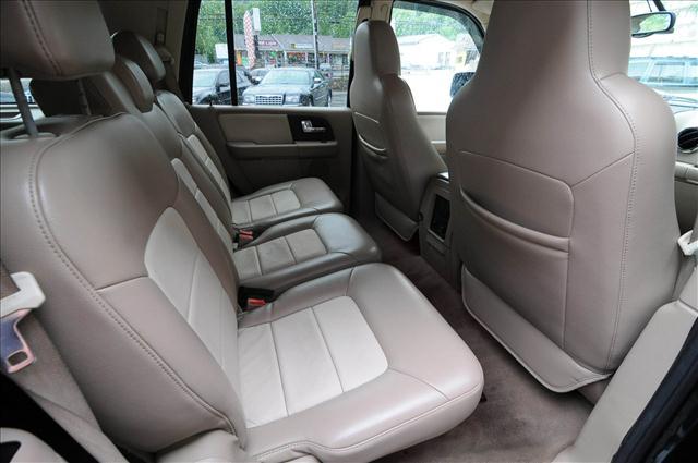 Ford Expedition 2005 photo 4