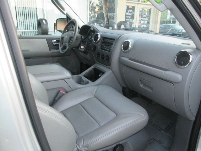 Ford Expedition SL 4x4 Regular Cab SUV
