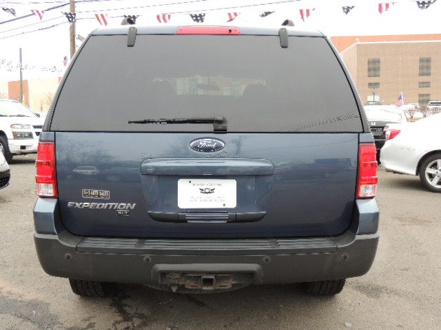 Ford Expedition SL 4x4 Regular Cab SUV