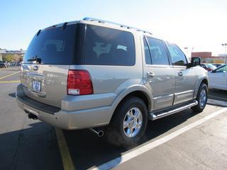 Ford Expedition 2005 photo 3