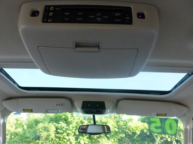 Ford Expedition 2005 photo 17