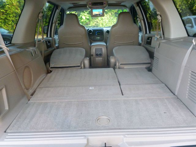 Ford Expedition 2005 photo 20
