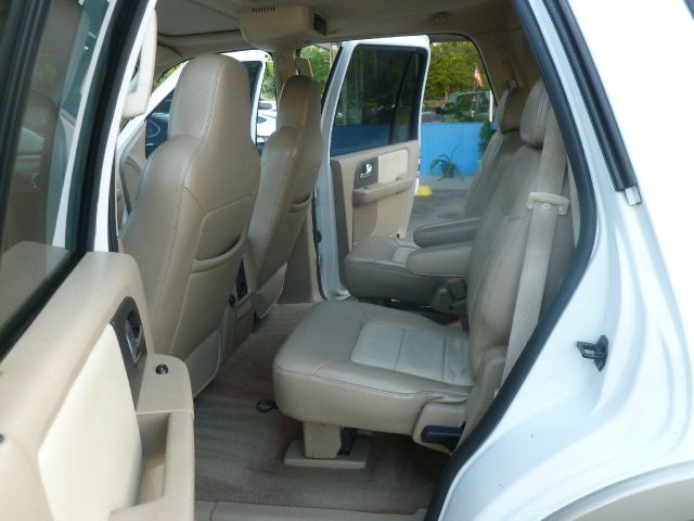 Ford Expedition 2005 photo 27