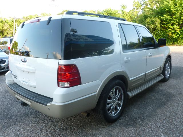 Ford Expedition 2005 photo 31