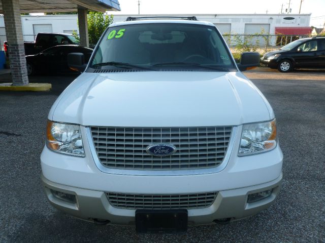 Ford Expedition 2005 photo 34