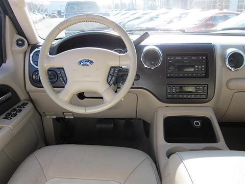 Ford Expedition 2005 photo 3