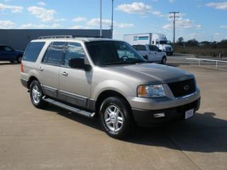 Ford Expedition 2005 photo 2