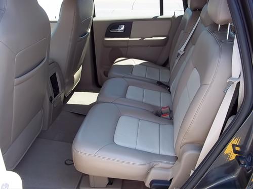 Ford Expedition 2005 photo 1