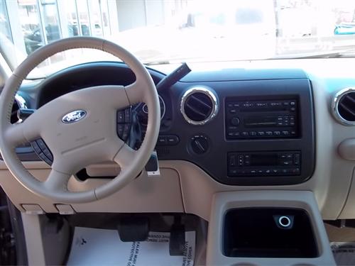 Ford Expedition 2005 photo 4