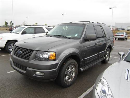 Ford Expedition 2005 photo 2