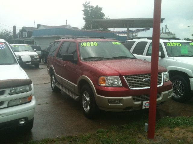 Ford Expedition 2005 photo 1
