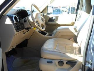 Ford Expedition 2005 photo 1