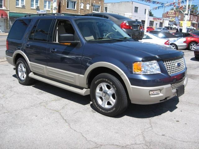 Ford Expedition 2005 photo 2