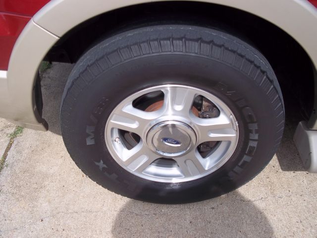 Ford Expedition SL 4x4 Regular Cab SUV