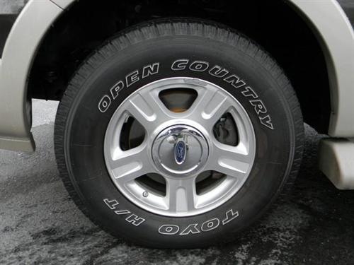 Ford Expedition 2005 photo 5