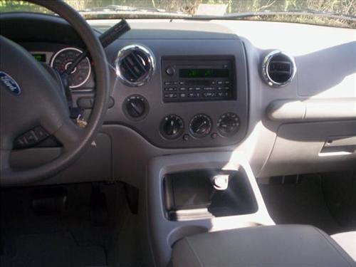 Ford Expedition 2005 photo 5