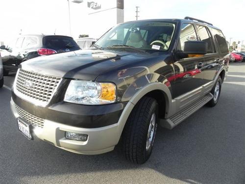 Ford Expedition 2005 photo 2