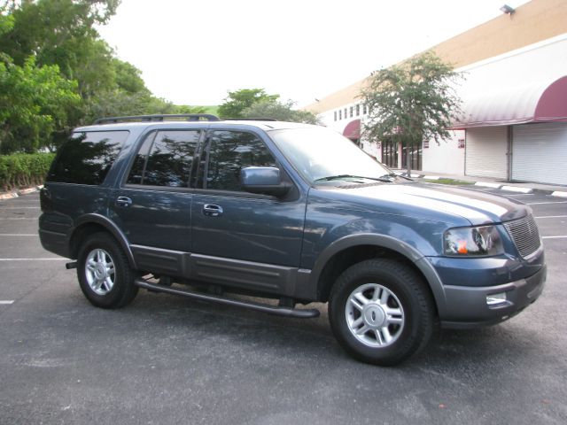 Ford Expedition 2005 photo 3