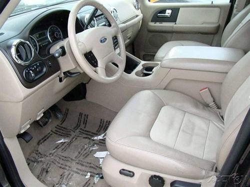 Ford Expedition 2005 photo 4