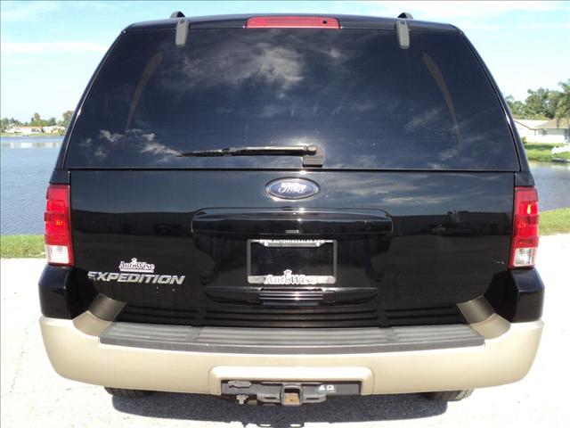 Ford Expedition 2005 photo 4
