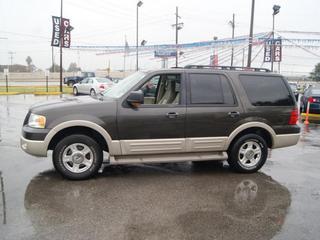 Ford Expedition 2005 photo 2