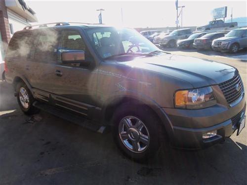 Ford Expedition 2005 photo 2